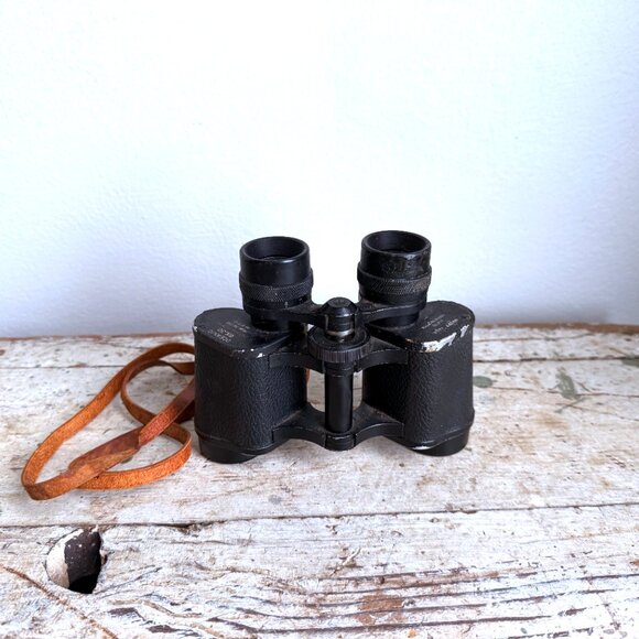 Vintage Swift Vega Oceanic 6X30 Binoculars #750 - Picture 2 of 8
